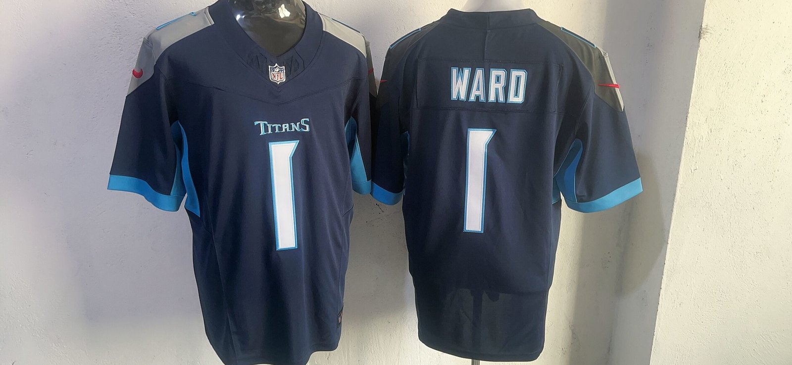 3 Tennessee Titans#1 Stitched American Football Jerseys (Support customization) - Image 1